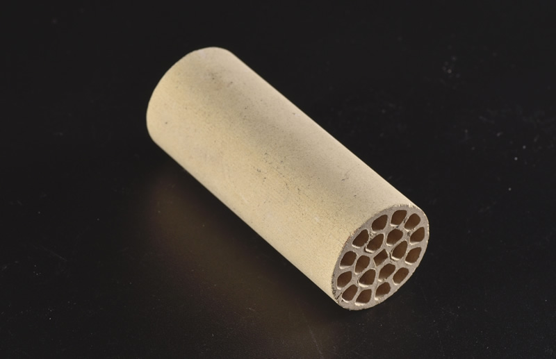 堇青石 莫來石